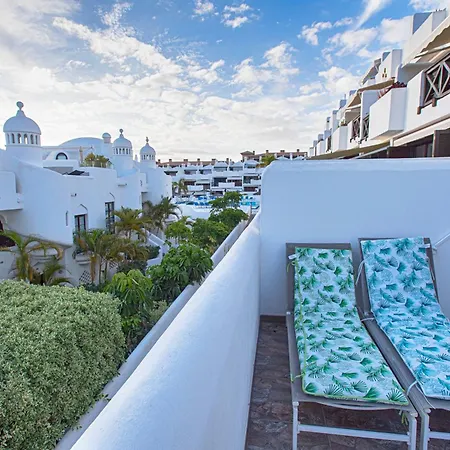 Adeje Paradise Oasis 阿德耶